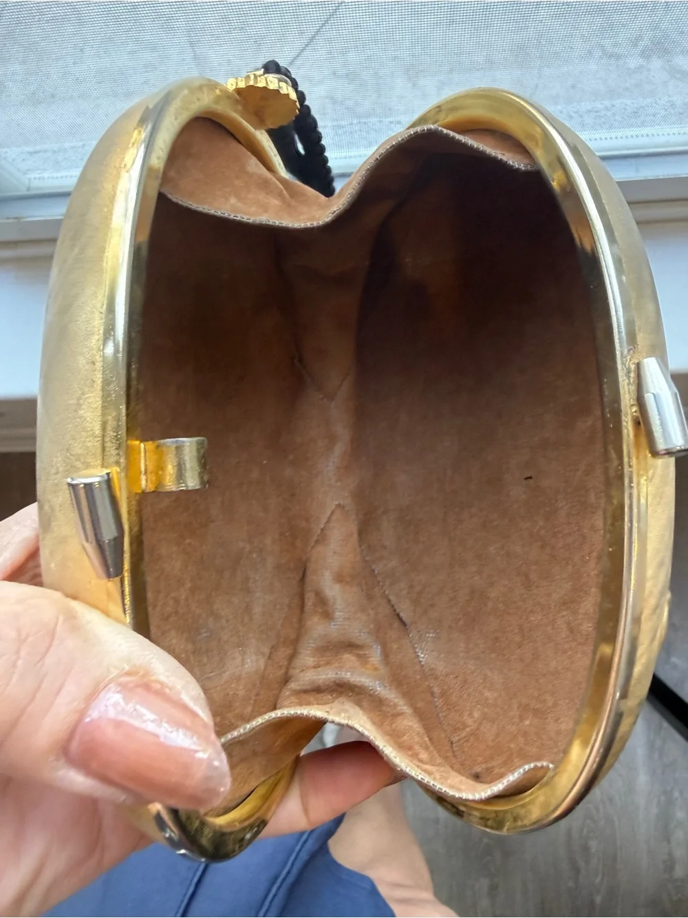 Vintage Gold Embossed Oval Clutch - Elegant Women's Evening Bag